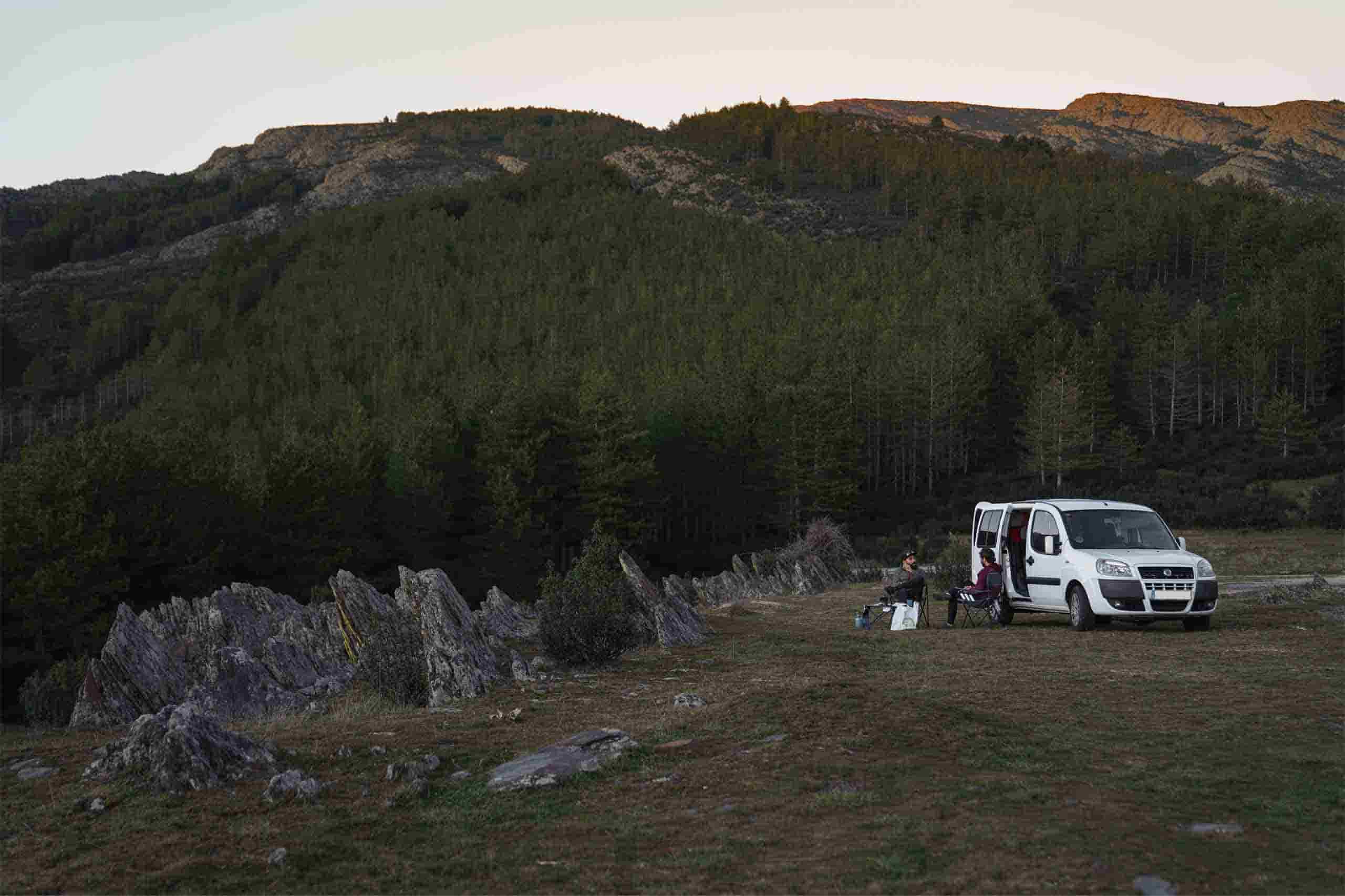Acampada al atardecer